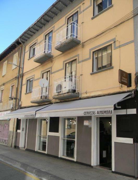 Pension Obel Ξενοδοχείο Villava Εξωτερικό φωτογραφία